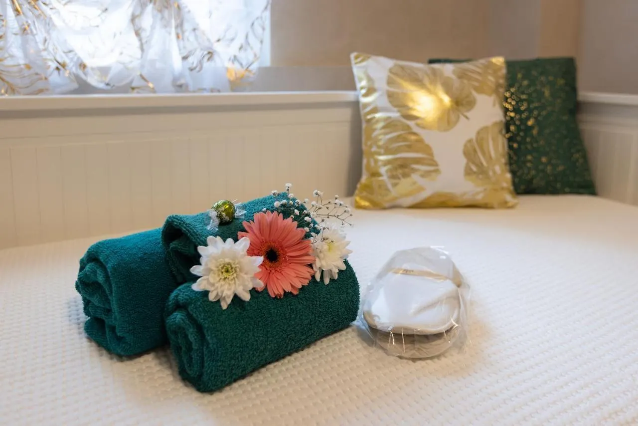Emerald Apartment Aviatiei Bucharest 0*,  Romania