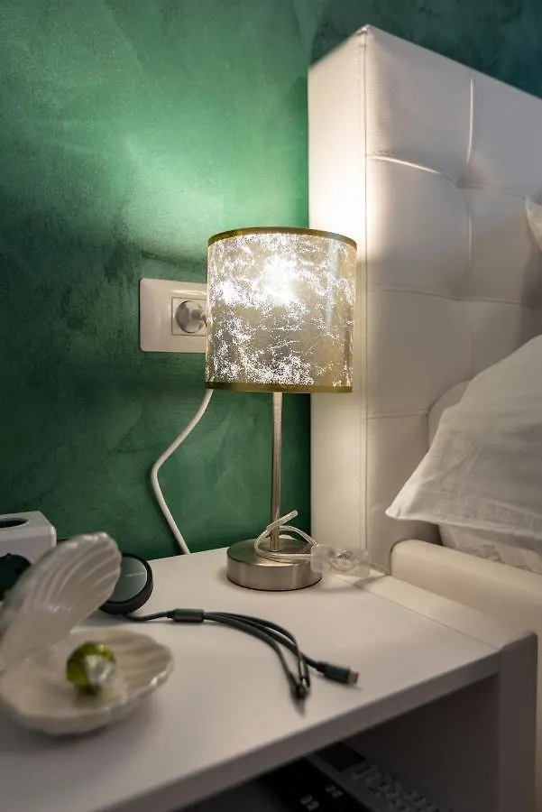Emerald Apartment Aviatiei ブカレスト